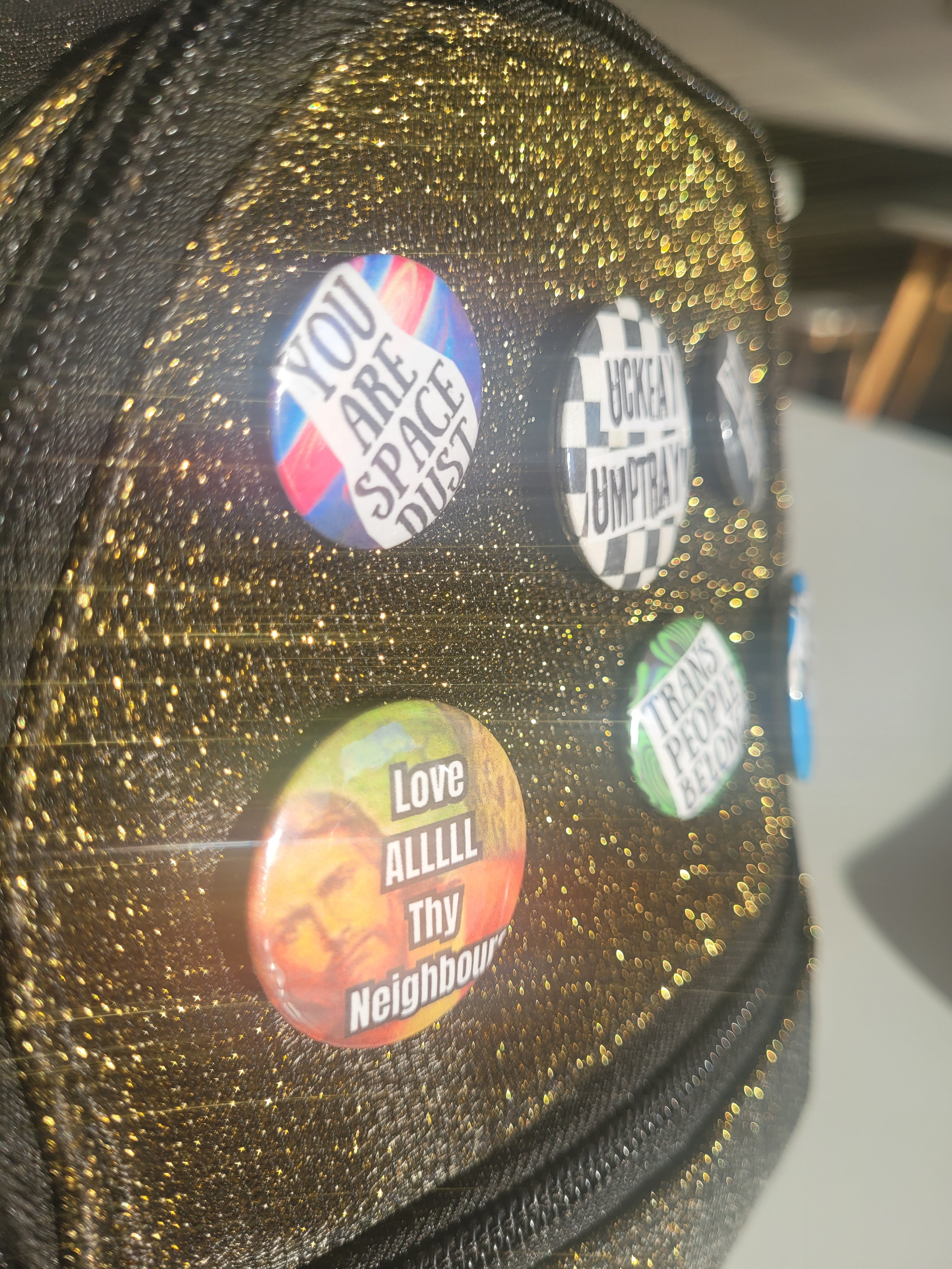 Mystery Buttons (10 Pack)