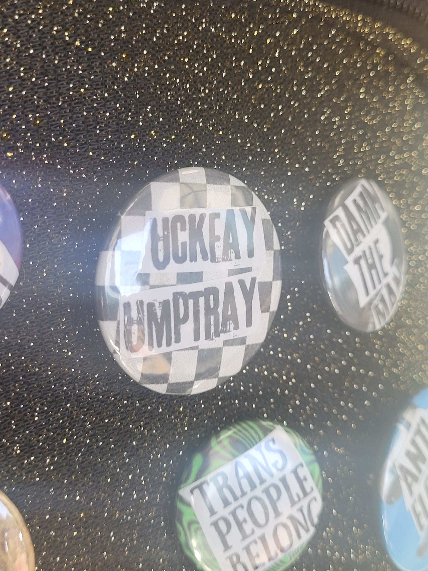 Mystery Buttons (10 Pack)